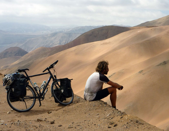 SHOCKING- Meet The Man Who Traveled Whole World on His Bicycle