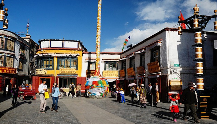 market in delhi,delhi,shopping markets,cheap markets in delhi,delhi,fashion tips,latest fashion trends,sarojini nagar market,palika bazar,janpath,majnu ka tilla