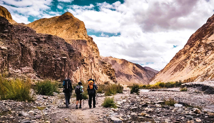ladakh treks,best treks in ladakh,trekking in ladakh,adventure treks in ladakh,snow leopard trek,chadar trek,markha valley trek,sham valley trek,southern zanskar trek,darcha padum trek,nubra valley trek,best trekking destinations in india,high-altitude treks in india,ladakh travel guide,trekking routes in ladakh