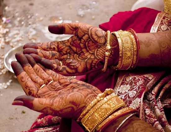 5 Remedies to Get Your Daughter Married on Time
