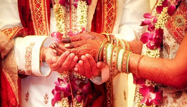 girls embarrassing moment,after marriage moments