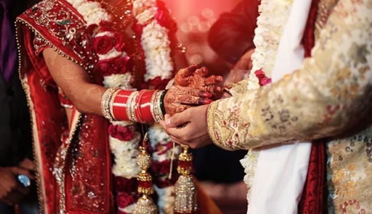 शादी के शुरुआती दिनों में रखें इन बातों का ध्यान, कर सकती हैं रिश्ते को कमजोर