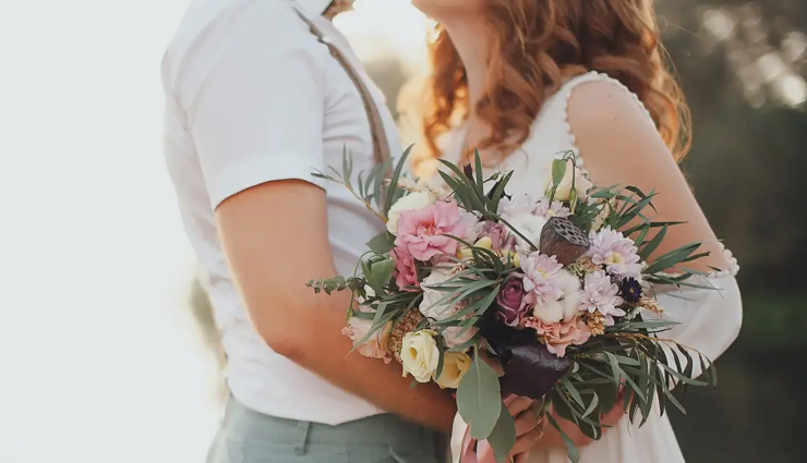 benefits of marriage,reasons to tie the knot,marriage advantages,commitment in marriage,marriage and emotional connection,lifelong partnership benefits,marriage for companionship,marriage and family stability,emotional support in marriage,building a future together in marriage