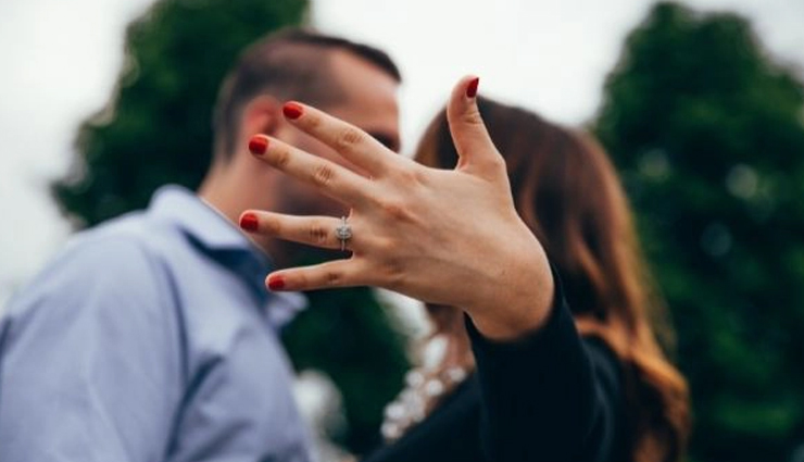 signs he wants to marry you,marriage signs in a relationship,is he ready for marriage?,future husband indications,signs he sees you as wife material,commitment signs in a relationship,relationship progressing towards marriage,does he want to settle down?,marriage-minded partner signs