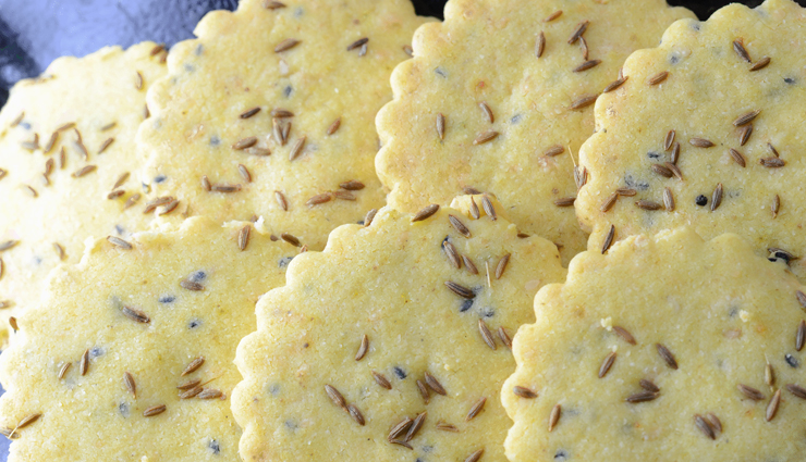 masala cheese cookies,masala cheese cookies recipe,cookies recipes,homemade cookies,cheese cookies,masala cookies,hunger struck,food