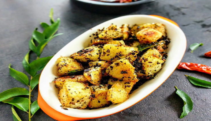 ब्रेकफास्ट का बेहतरीन ऑप्शन साबित होगा मसाला इडली फ्राई #Recipe 