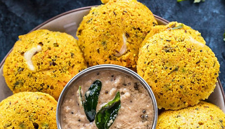 masala oats idli recipe,healthy oats idli,south indian breakfast recipe,oats and semolina idli,indian spice flavored idli,high fiber breakfast,steamed oats idli,vegetarian breakfast recipe,instant masala oats idli,quick and easy idli recipe