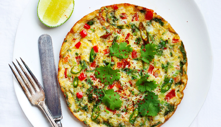 मसाला ऑमलेट से बढ़ जाता है ब्रेकफास्ट का टेस्ट, फटाफट तैयार हो जाती है यह लजीज डिश #Recipe