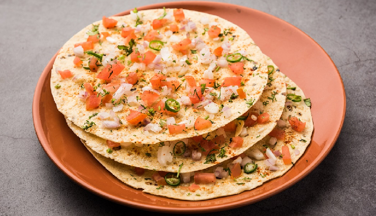 खाने के आखिर में जो मिल जाए मसाला पापड़ तो बात बन जाए, घर में ऐसे करें फटाफट तैयार #Recipe