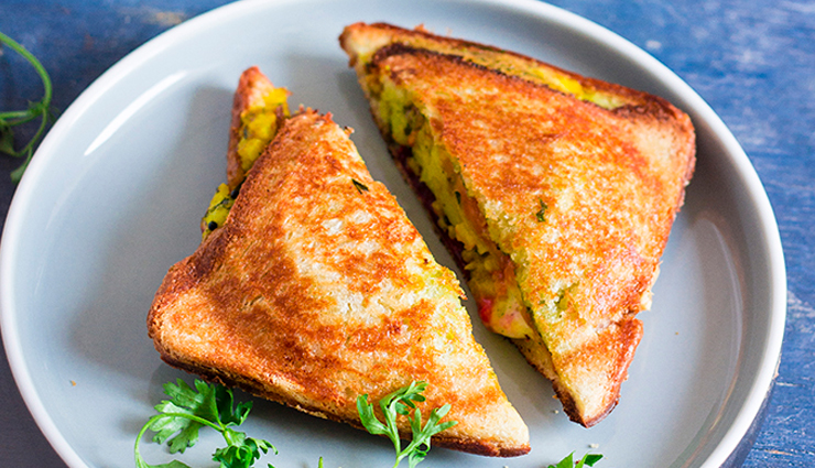 Recipe- Bakery Style Masala Toast