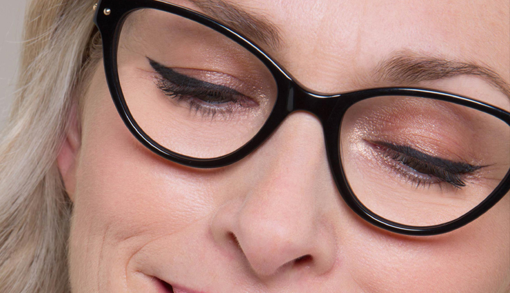 gorgeous in glasses,look gorgeous in glasses,ways to look gorgeous in glasses,play with eyeliners,beauty,beauty tips