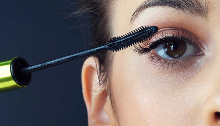 Here are Some Different Methods To Apply Mascara