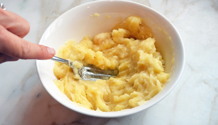 neck care tips,how to keep your neck clean,beautiful neck tips,neck skin care tips,easy ways to maintain a clean neck,neck hygiene tips,best practices for a beautiful neck,natural remedies for neck care,neck care routine tips,tips for a healthy and radiant neck