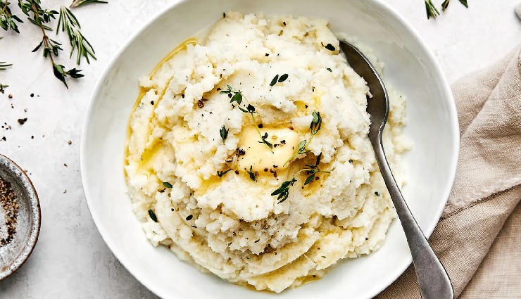 healthy food swaps,weight loss tips,food substitutions for weight loss,healthy eating,lose weight naturally,simple diet changes,calorie-cutting foods,sustainable weight loss,healthy diet tips,easy food swaps