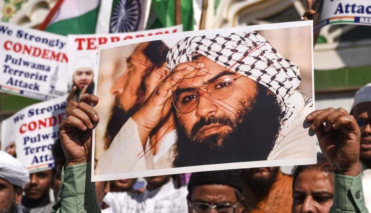 मसूद अजहर 'ग्लोबल आतंकी' घोषित : पाकिस्तान ने दिए संपत्ति जब्त करने का आदेश
