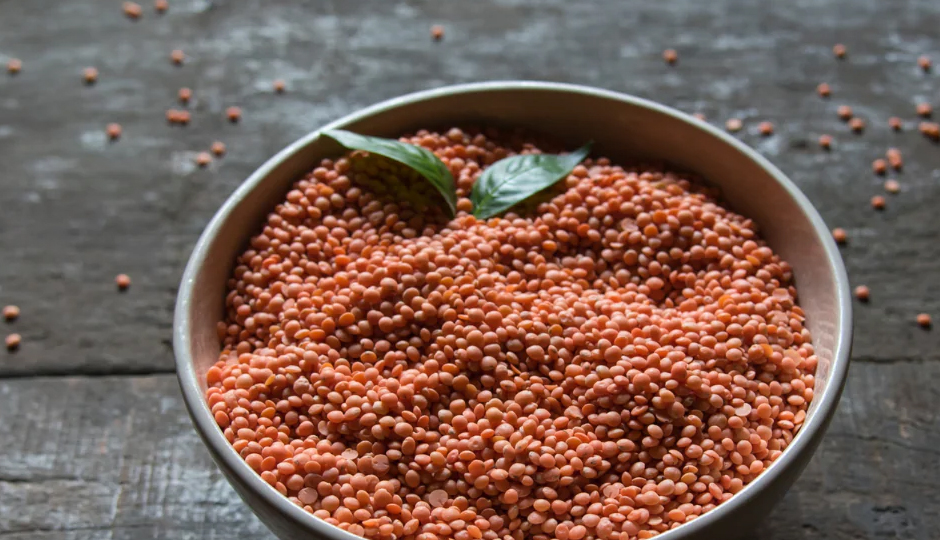 8 DIY Ways To Use Masoor Dal for Skin and Hair