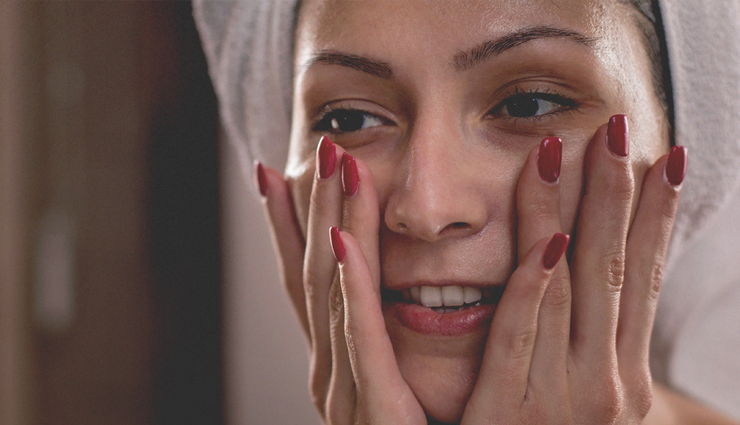 face swelling remedies,facial swelling reduction,swollen face relief,how to reduce face swelling,natural remedies for facial swelling,quick fixes for swollen face,home remedies for facial swelling,tips to reduce facial swelling,treating facial swelling naturally,facial puffiness solutions