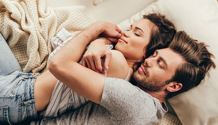 romantic massage,massage for great foreplay,foreplay tips,intimacy tips,relationship tips