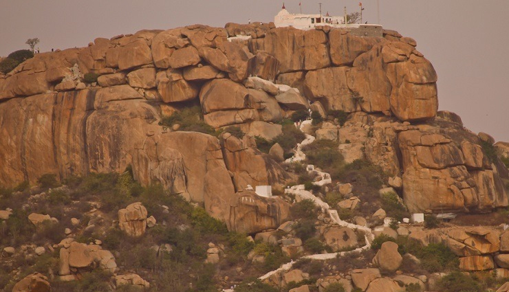 tourist attractions in hampi,must-visit places in hampi,top hampi tourist spots,hampi travel guide,hampis best attractions,exploring the beauty of hampi,historical sites in hampi,hampi unesco world heritage,hampi ruins and monuments,hampi sightseeing gems