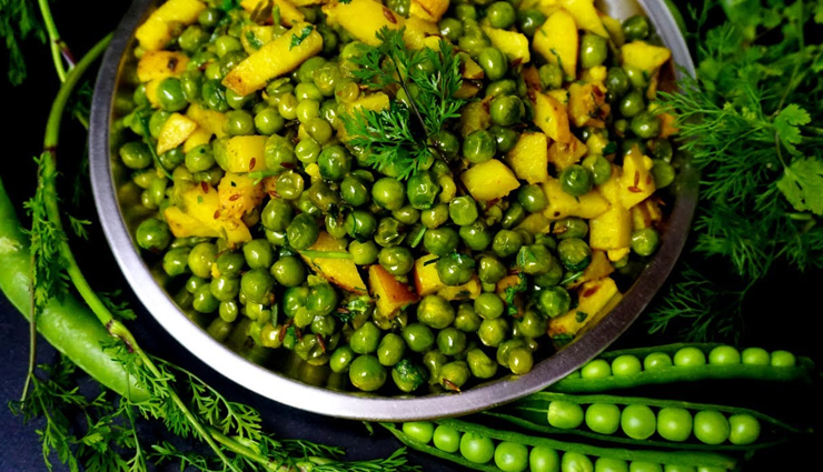 Recipe- Tasty and Healthy Hare Matar ki Ghughni