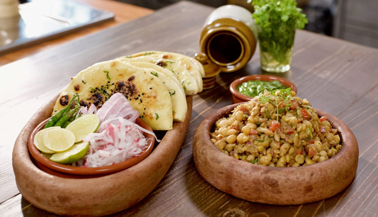 घर पर भी मिल सकता हैं बाजार जैसा मटर कुलचा का स्वाद, पंजाबी अंदाज में बनाए इस तरह #Recipe