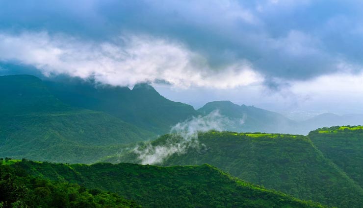 बना रहे हैं वीकेंड पर घूमने का प्लान, पुणे के पास की ये जगहें रहेंगी परफ़ेक्ट