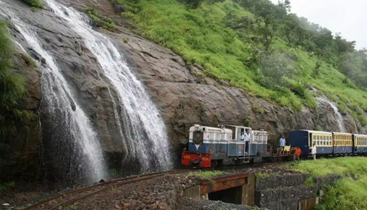 april,tourist destinations to visit in april,india tourist destinations,tourism,holidays in india