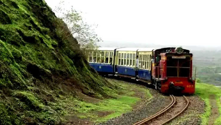 maharashtra hill stations,best hill stations in maharashtra,western ghats hill stations,sahyadri hill stations,hill stations near mumbai,hill stations near pune,hill stations near nashik,romantic getaways maharashtra,family vacation hill stations maharashtra,waterfalls in maharashtra hill towns