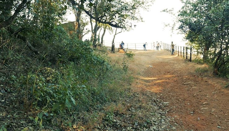 matheran,places to visit in matheran,tourist attraction in matheran
