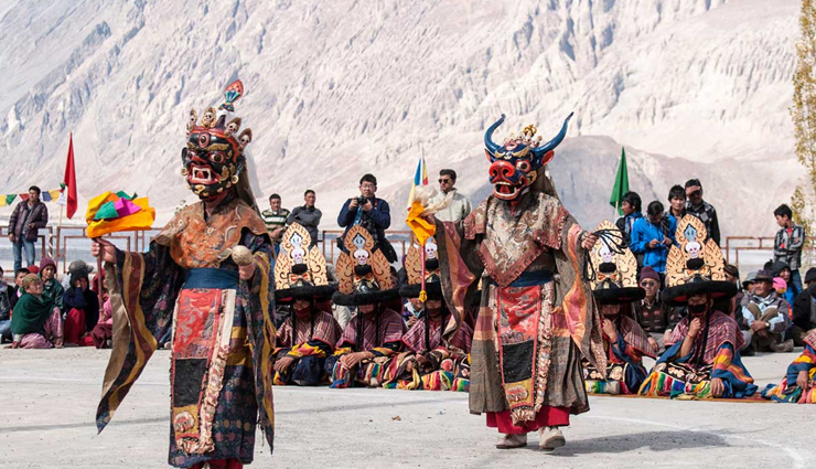 festival,winter festival in india,winter festival to enjoy in india,india tourism,tourist places in india to visit in winter,holidays,travel tips