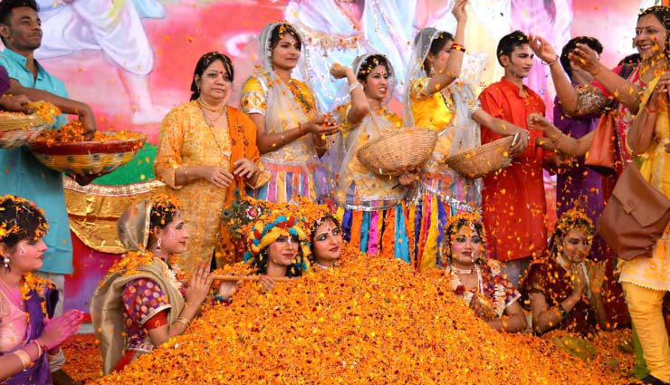 holi special 2019,holi celebration in india,holi celebration,holi,travel,holidays