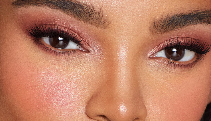 बरसात के मौसम में अपने मेकअप को बनाये वाटर प्रूफ, कुछ कारगर टिप्स waterproof makeup tips for monsoon,monsoon makeup tips,how to apply waterproof makeup in monsoon,best waterproof makeup for rainy season,monsoon beauty tips waterproof makeup,long-lasting makeup tips for monsoon,monsoon-proof makeup guide,waterproof cosmetics for monsoon season,makeup hacks for rainy weather,tips to prevent makeup smudging in monsoon