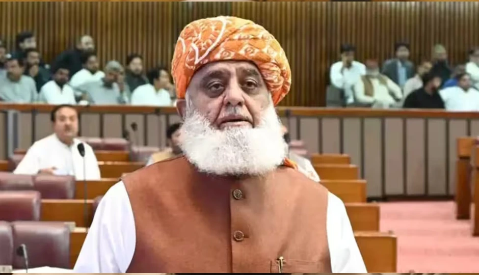 ‘पाकिस्तान अब किसी नई जंग का बोझ नहीं उठा सकता’, मौलाना फजलुर रहमान ने आसिम मुनीर की नीति पर उठाए सवाल