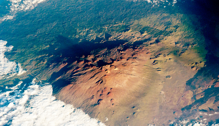 destinations in hawaii you must explore,hawai major attractions,travel,tourism,holidays