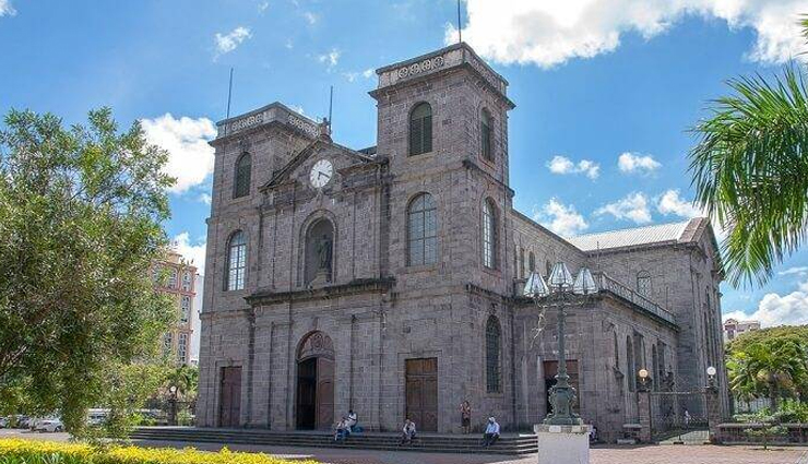 historical places in mauritius,mauritius cultural heritage,colonial landmarks in mauritius,must-visit historical sites mauritius,mauritius history,top historical attractions mauritius,heritage sites mauritius,mauritius colonial past,historical tours mauritius,cultural history mauritius