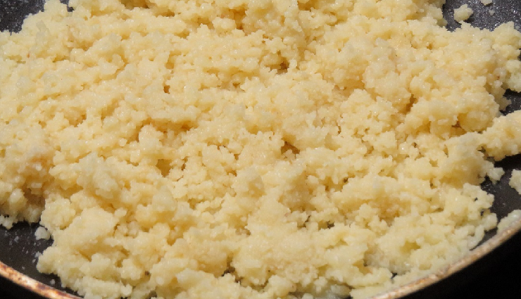 rabri malpua recipe,indian rabri malpua dessert,traditional rabri malpua recipe,homemade rabri malpua,easy rabri malpua recipe,festive rabri malpua dessert,authentic rabri malpua preparation,delicious rabri malpua at home,sweet rabri malpua recipe,malpua with rabri topping