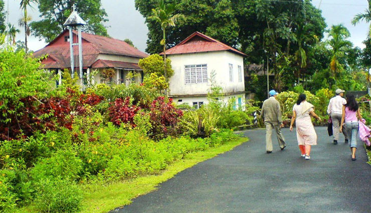Holidays mawlynnong village of meghalaya the cleanest village 147619 भारत में ही है एशिया का सबसे स्वच्छ गांव, कहा जाता हैं 'भगवान का अपना बगीचा' - lifeberrys.com हिंदी