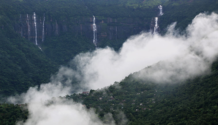 tourist places in cherrapunji,cherrapunji must-visit spots,cherrapunji attractions,places to explore in cherrapunji,cherrapunji sightseeing,cherrapunji landmarks,cherrapunji scenic spots,cherrapunji natural wonders,historical sites in cherrapunji,best of cherrapunji tourism