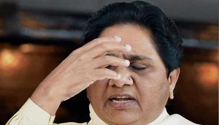 मायावती ने फिर उठाए ईवीएम पर सवाल, कहा - बैलट पेपर से चुनाव कराए जाने चाहिए