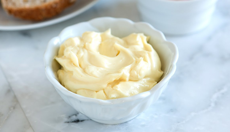 7 Benefits of Mayonnaise For Skin, Face and Hair 