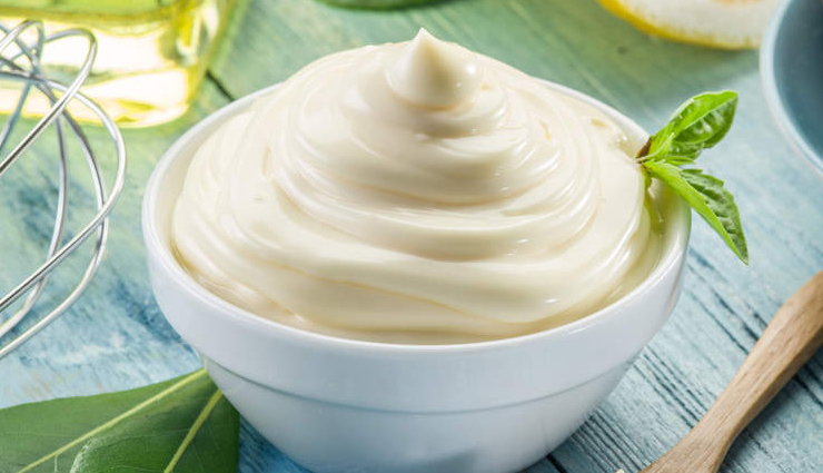 diy static hair remedies,get rid of static hair,static hair treatment,home remedies for static hair,aloe vera for static hair,yogurt and egg hair mask,apple cider vinegar for hair,olive oil for hair frizz,mayonnaise for hair static,how to prevent static hair naturally,best diy tips for static hair