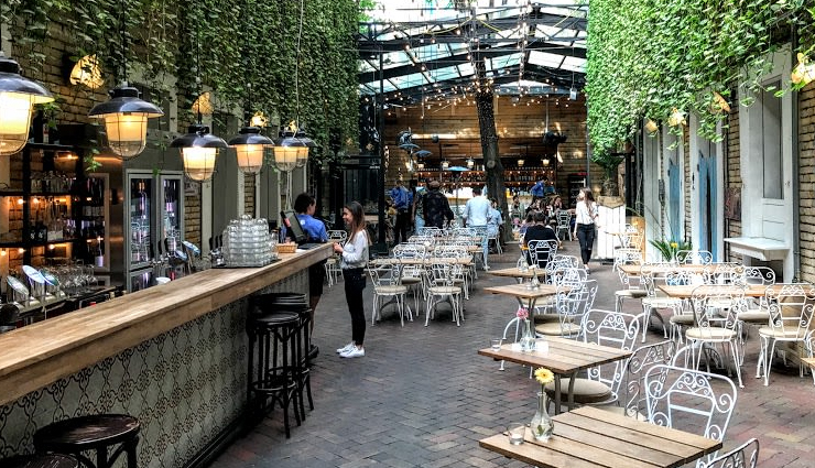 hungarian cuisine restaurants,best restaurants in budapest,traditional hungarian dishes,fine dining in hungary,affordable restaurants in hungary,hungarian wine and dining,gourmet restaurants in hungary,local hungarian food,top-rated restaurants in hungary,hungarian street food restaurants