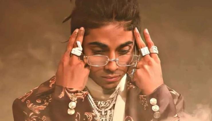 Akshay Kumar,tiger shroff,akshay tiger,bmcm,bade miyan chote miyan,abu dhabhi,baps temple,mc stan,bigg boss 16,bb 16,rapper mc stan