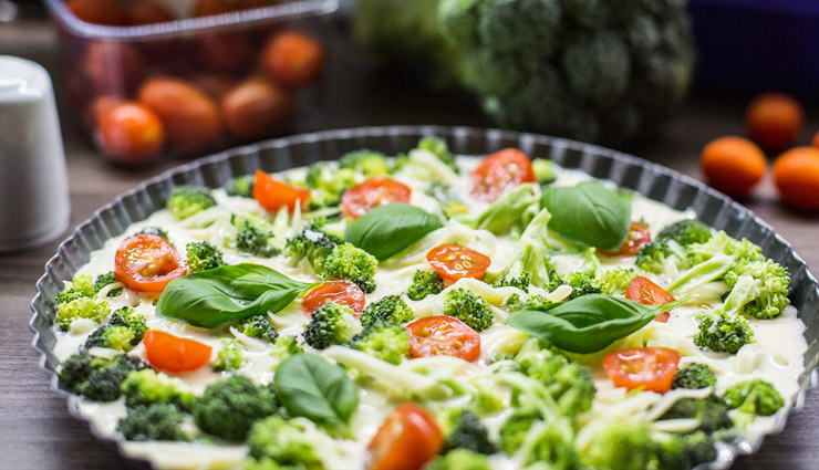 professional,never skip breakfast,ke,ep a water bottle along,replace snacks with fruits,switch to healthy caffeine,space your meals equally,relationship