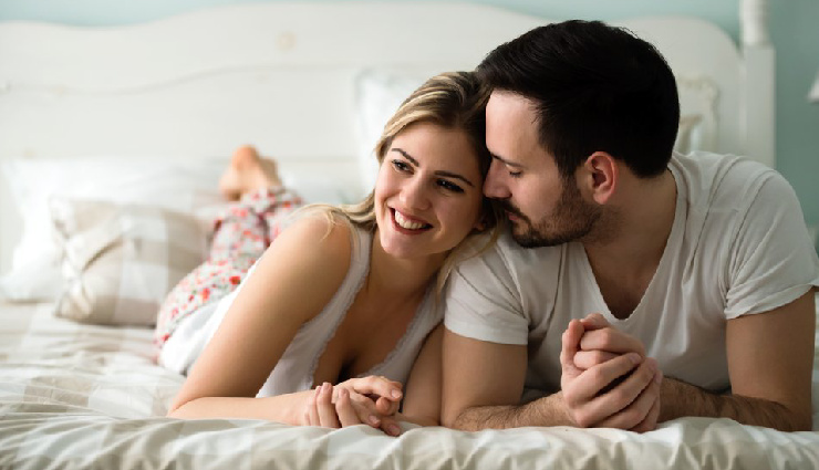 connect with wife emotionally,deepen emotional connection,strengthen marriage bond,meaningful conversations in marriage,appreciate wifes efforts,break routine in relationship,shared challenges in marriage,make wife laugh,support wifes passions,show affection through touch