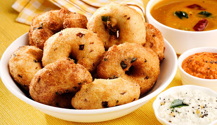 medu vada recipe,breakfast recipes,south indian dishes,hunger struck,food,easy recipes
