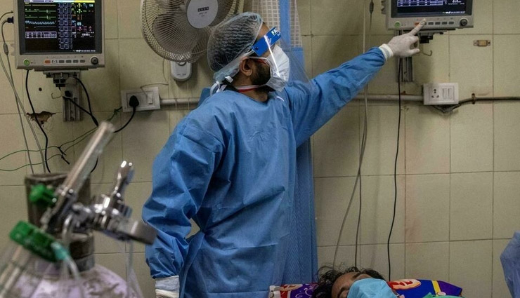 UP News: लखनऊ में भयंकर कोरोना विस्फोट, मेदांता अस्पताल के 40 मेडिकल स्टाफ संक्रमित, मचा हड़कंप