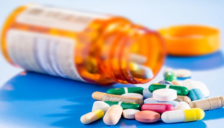 कहीं अपने मन मुताबिक़ दवाई लेना ना पड़ जाए भारी, जान लें ये नुकसान
