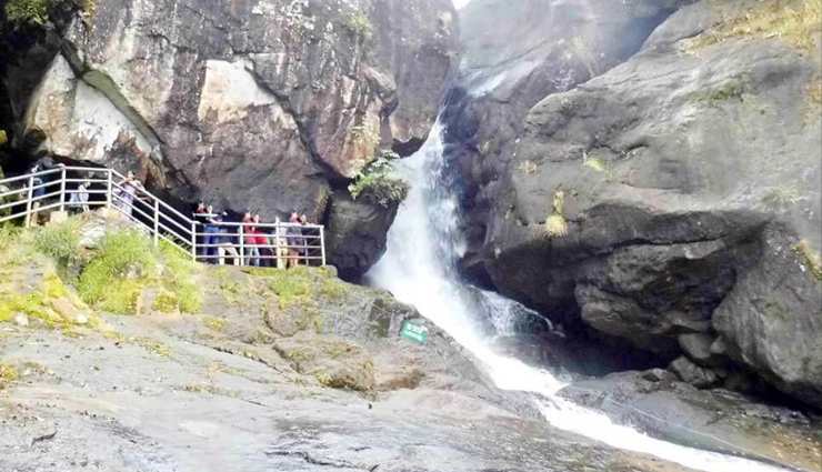 best waterfalls in india,india stunning waterfalls,must-visit waterfalls india,incredible indian waterfalls,top indian waterfall destinations,famous waterfalls india,scenic waterfalls in india,india breathtaking falls,spectacular waterfalls to visit in india,natural wonders in india,india most beautiful waterfalls,picturesque falls in india,india cascading wonders,waterfall sightseeing in india,india mesmerizing cascades,popular waterfalls in india,best waterfall hikes in india,india iconic waterfall sights,hidden waterfalls of india,chasing waterfalls in india,india scenic waterfall trails,instagrammable waterfalls india,india tallest waterfalls,waterfall hopping in india,lesser-known waterfalls india,india pristine waterfall spots,famous indian waterfall views,india natural waterfall wonders