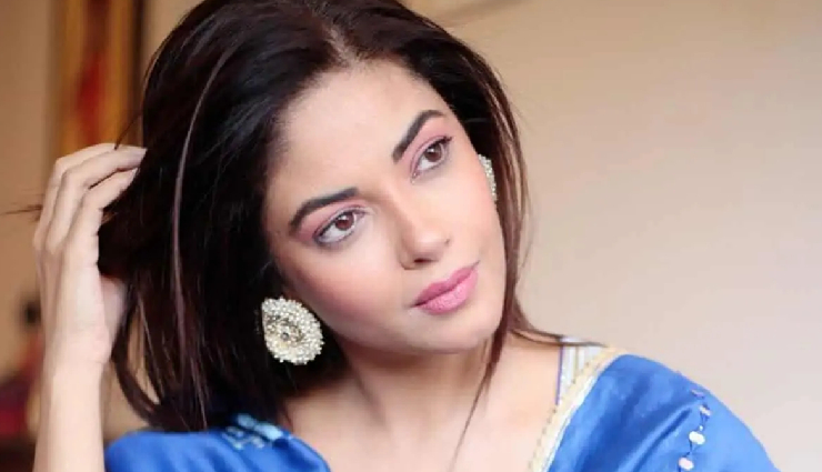 ahan shetty,tania shroff,ahan tania,sunil shetty,athiya shetty,tadap movie,meera chopra,priyanka chopra,parineeti chopra,mannara chopra